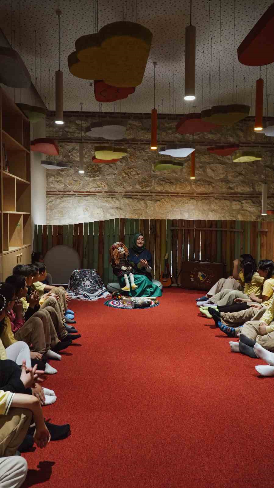 650 bin ziyaretçiyi ağırlayan Rami Çocuk ve Sanat Bienali sona erdi
