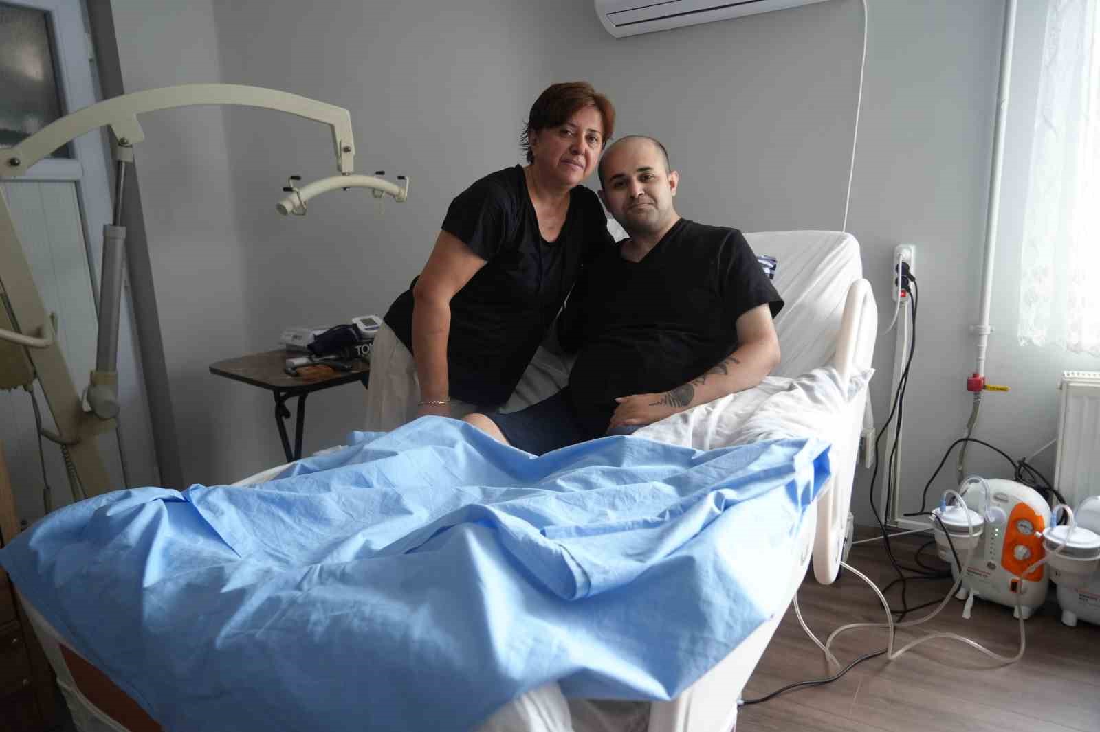 Ağrılar içinde cihaz için onay bekleyen felçli vatandaş: "Artık dayanamıyorum"