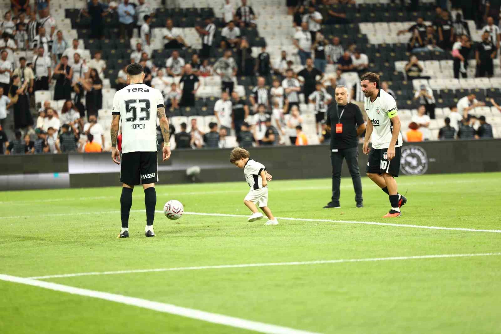 UEFA Avrupa Ligi: Beşiktaş: 1 - Hradec Kralove: 0 (Maç sonucu)