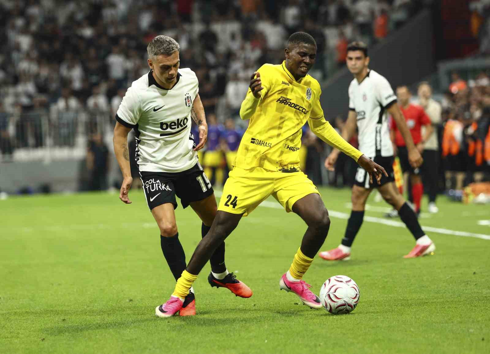 UEFA Avrupa Ligi: Beşiktaş: 1 - Hradec Kralove: 0 (Maç sonucu)