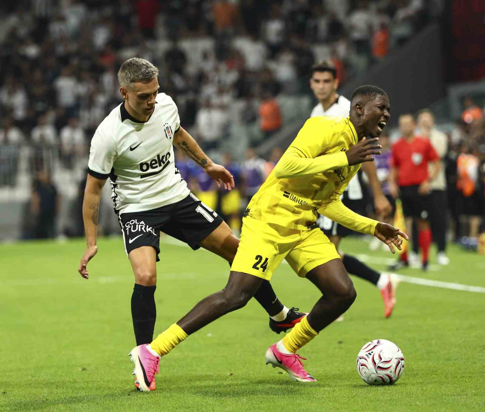 UEFA Avrupa Ligi: Beşiktaş: 1 - Hradec Kralove: 0 (Maç sonucu)