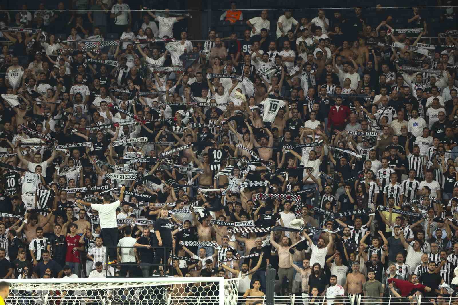 UEFA Avrupa Ligi: Beşiktaş: 1 - Hradec Kralove: 0 (Maç sonucu)