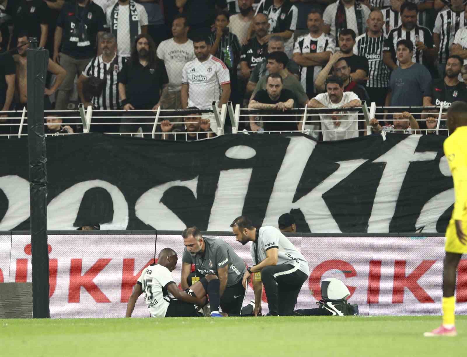 UEFA Avrupa Ligi: Beşiktaş: 1 - Hradec Kralove: 0 (Maç sonucu)