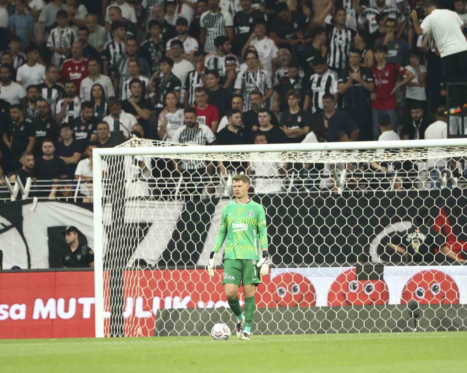 UEFA Avrupa Ligi: Beşiktaş: 1 - Hradec Kralove: 0 (Maç sonucu)