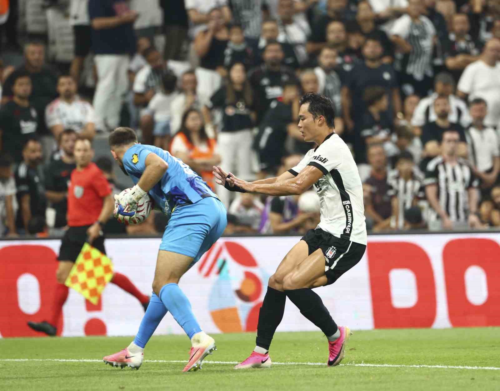 UEFA Avrupa Ligi: Beşiktaş: 1 - Hradec Kralove: 0 (Maç sonucu)