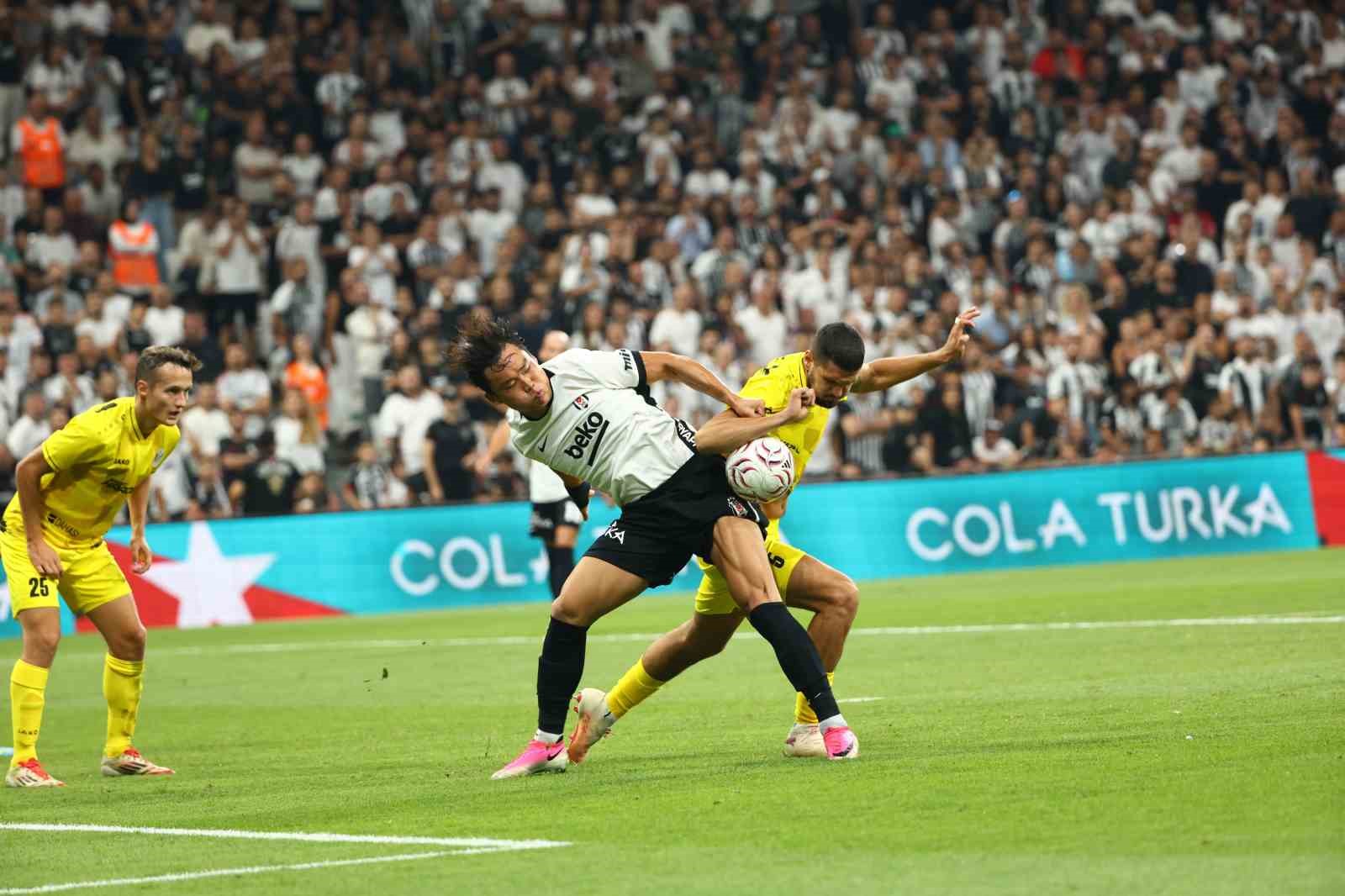 UEFA Avrupa Ligi: Beşiktaş: 1 - Hradec Kralove: 0 (Maç sonucu)