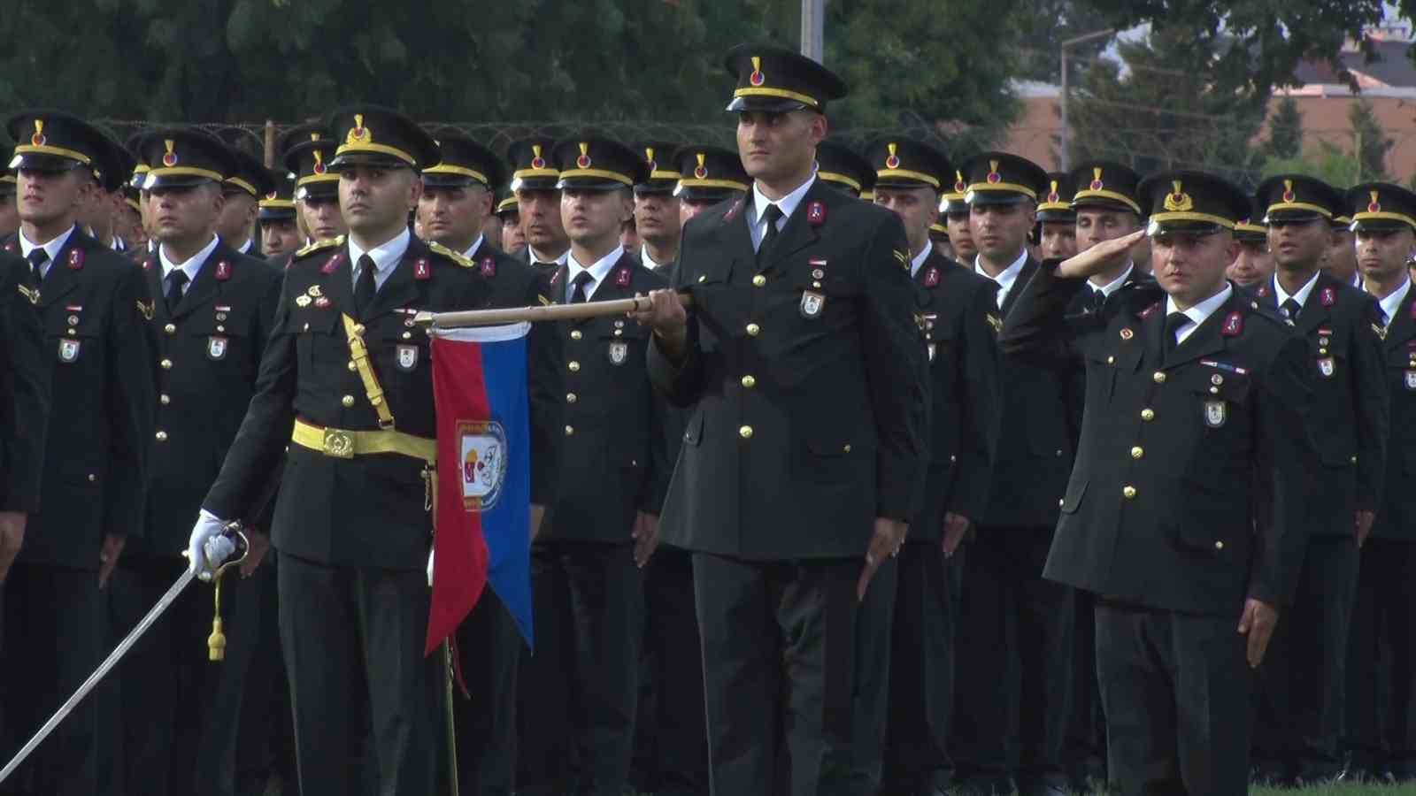 Işıklar Jandarma Astsubay Meslek Yüksekokulu’nda mezuniyet coşkusu