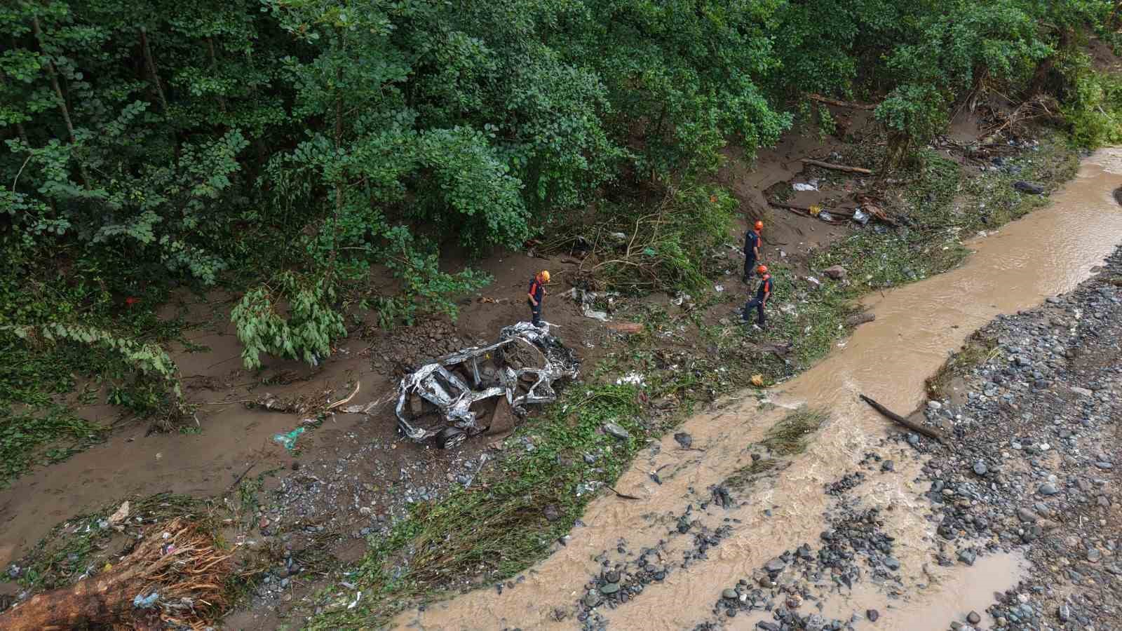 Giresun’da sel: 2 kayıp
