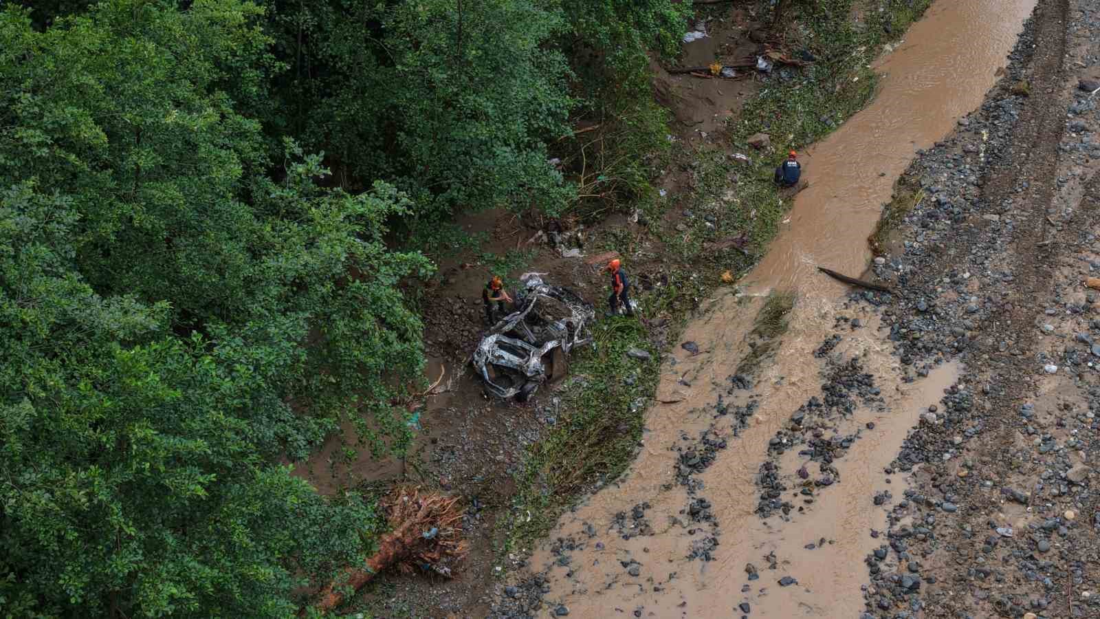 Giresun’da sel: 2 kayıp