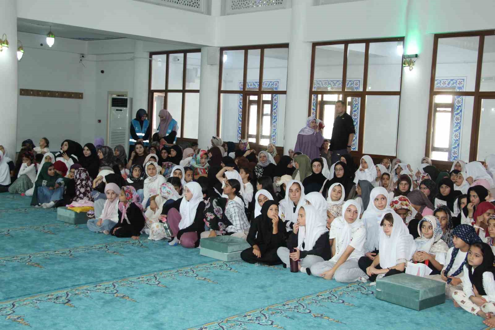 Şırnak’ta Yaz Kur’an Kurslarında final coşkusu: Şampiyonlara mükafatları verildi