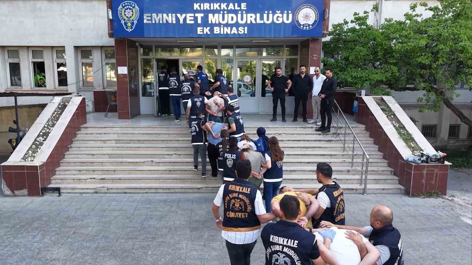 11 yıldır derin dondurucuda saklanan cesedin sırrı için 7 milyon veri incelendi: Cinayetin izi adım adım sürüldü