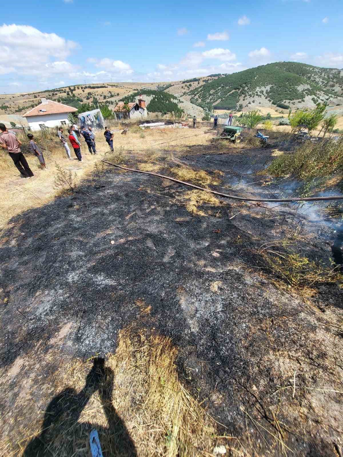 Ot yangını kısa sürede söndürüldü