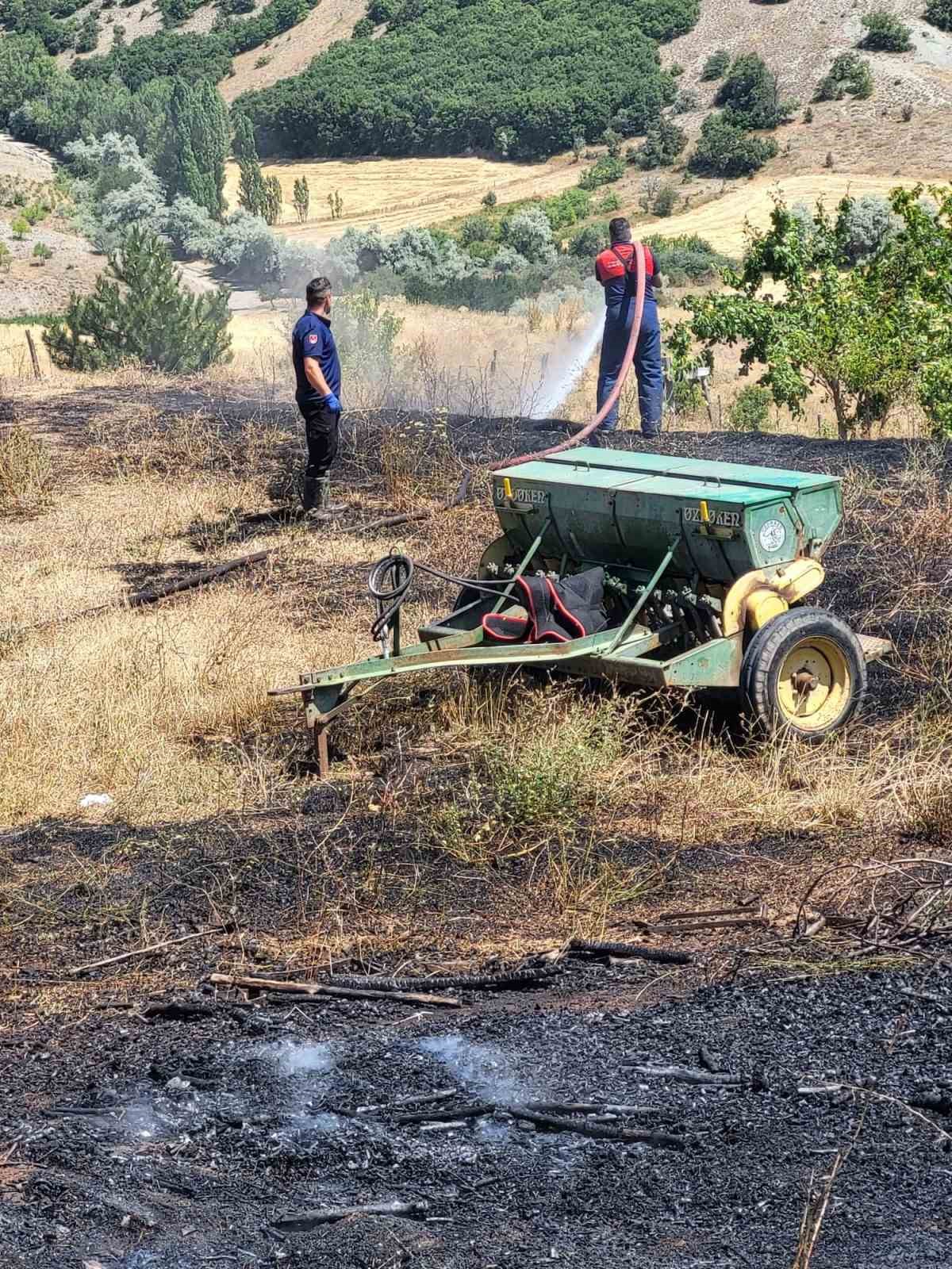 Ot yangını kısa sürede söndürüldü