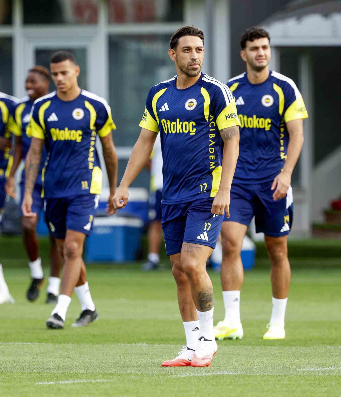 Fenerbahçe, Gençlerbirliği maçının hazırlıklarını tamamladı
