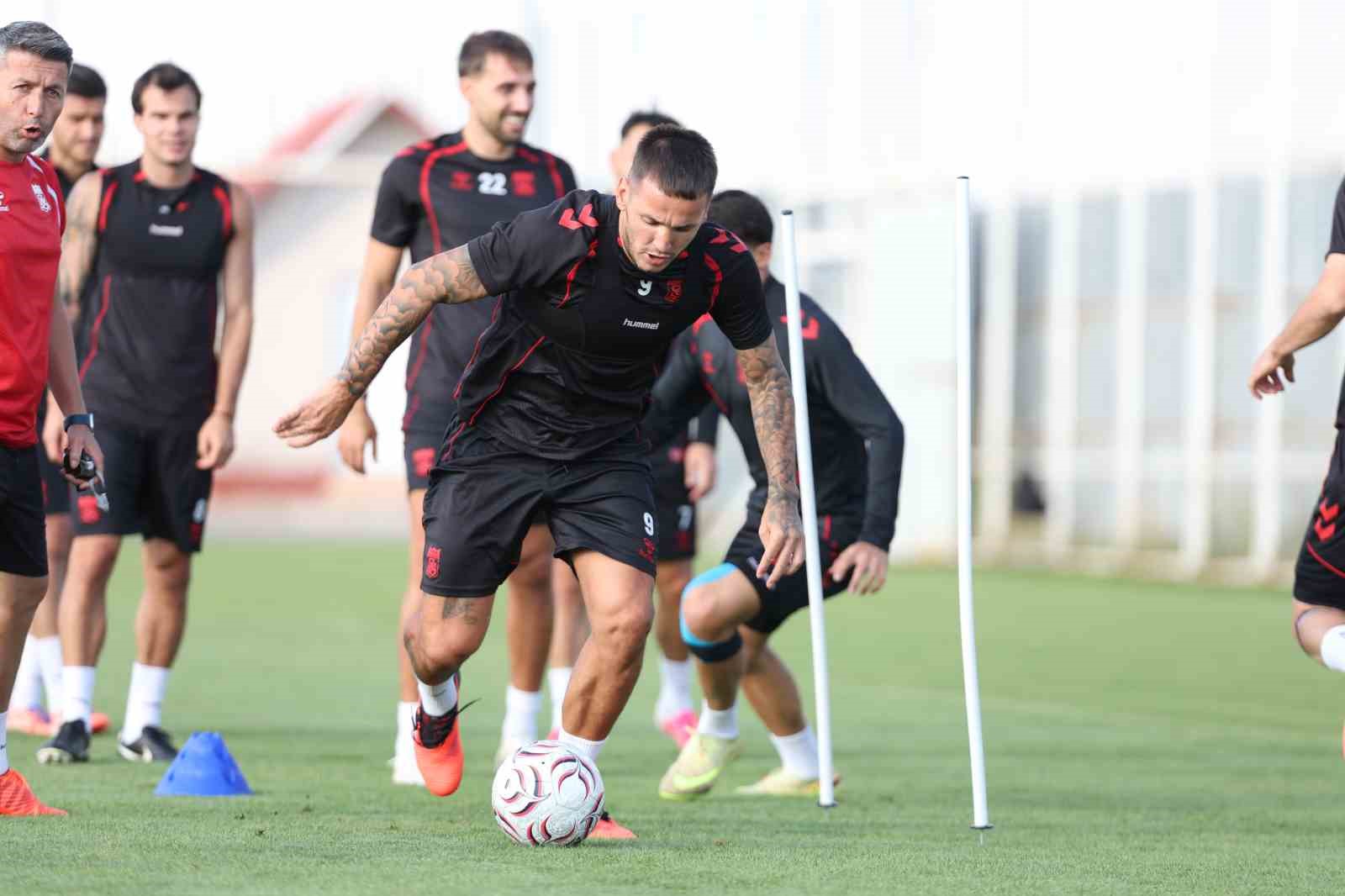 Sivasspor’da Kayserispor maçının hazırlıkları sürüyor