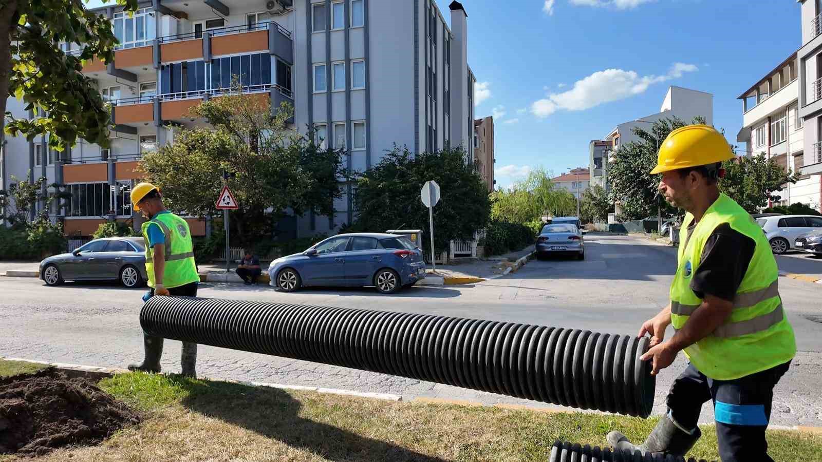 Balıkesir Büyükşehir, Savaştepe Caddesi’ni yeniliyor
