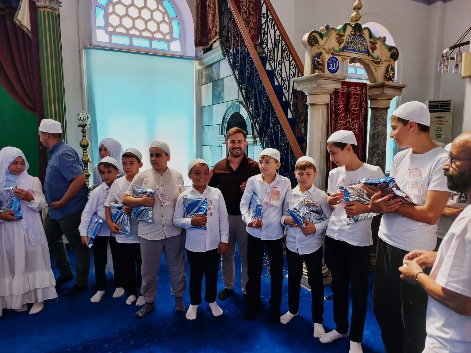 Burhaniye’de Yaz Kur’an Kursunda hatim töreni yapıldı