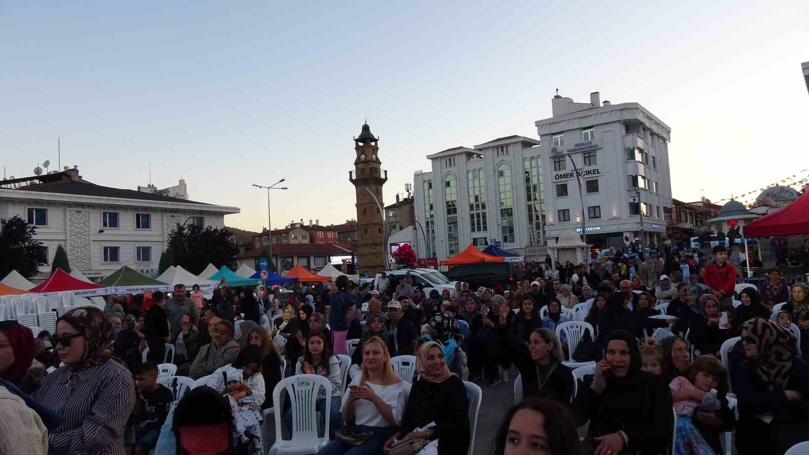 Yozgat’ta 25.Uluslararası Sürmeli Şenlikleri kortej yürüyüşü ile başladı