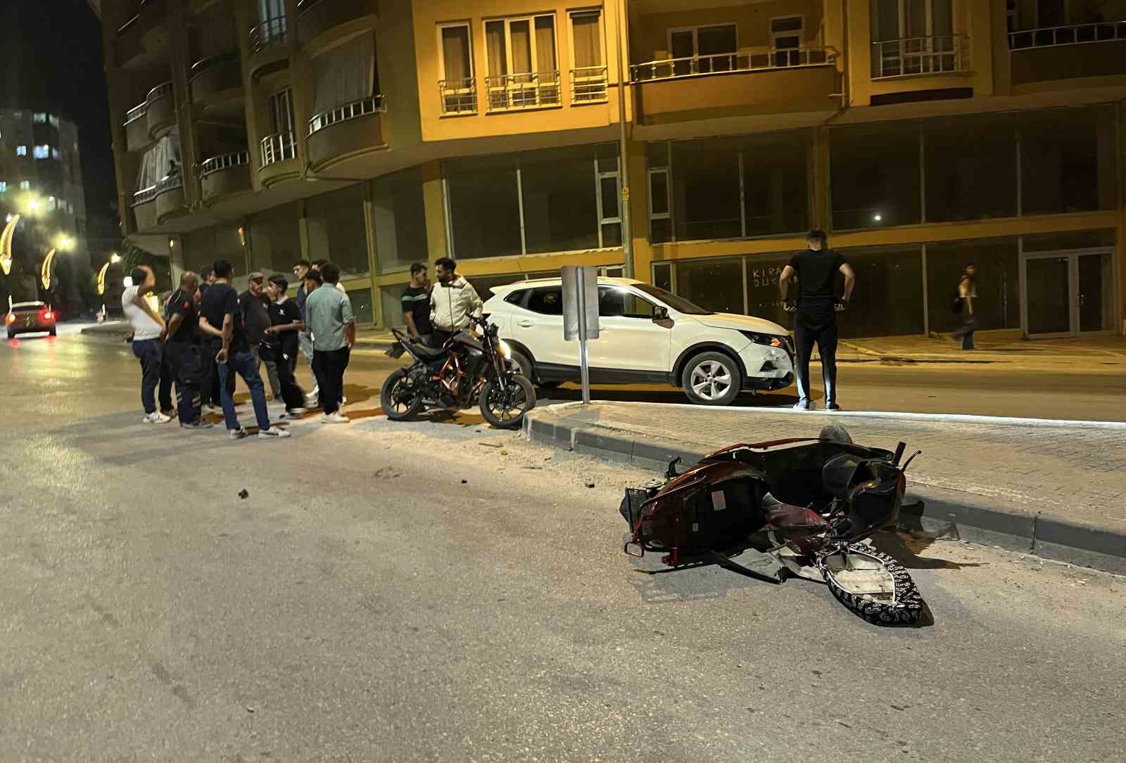 Niğde’de motosiklet ile otomobil çarpıştı: 1 yaralı