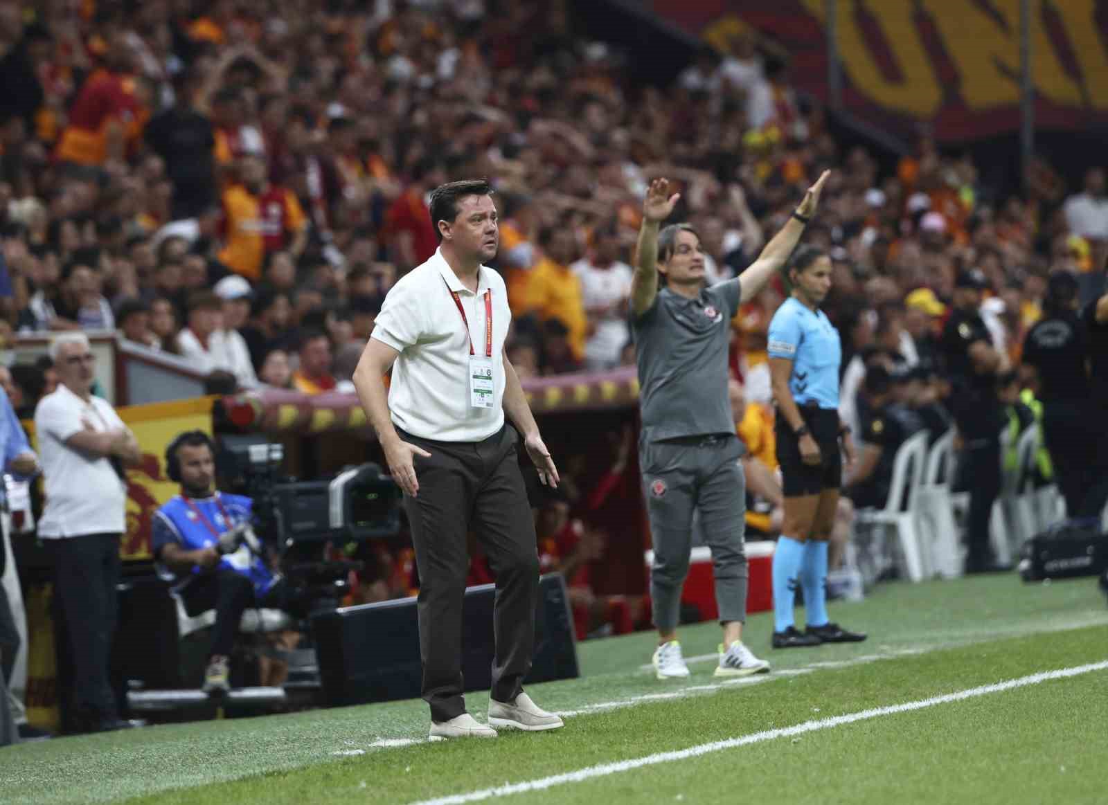 Trendyol Süper Lig: Galatasaray: 0 - Çorum FK: 0 (İlk yarı)