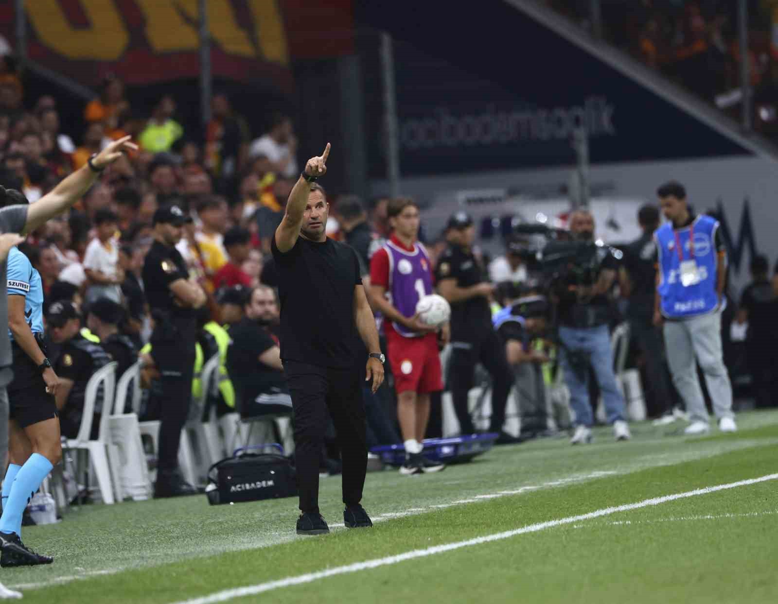 Trendyol Süper Lig: Galatasaray: 0 - Çorum FK: 0 (İlk yarı)