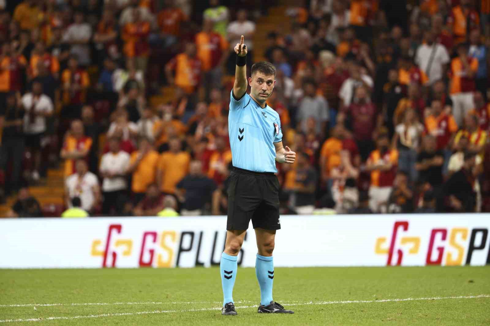 Trendyol Süper Lig: Galatasaray: 0 - Çorum FK: 0 (İlk yarı)