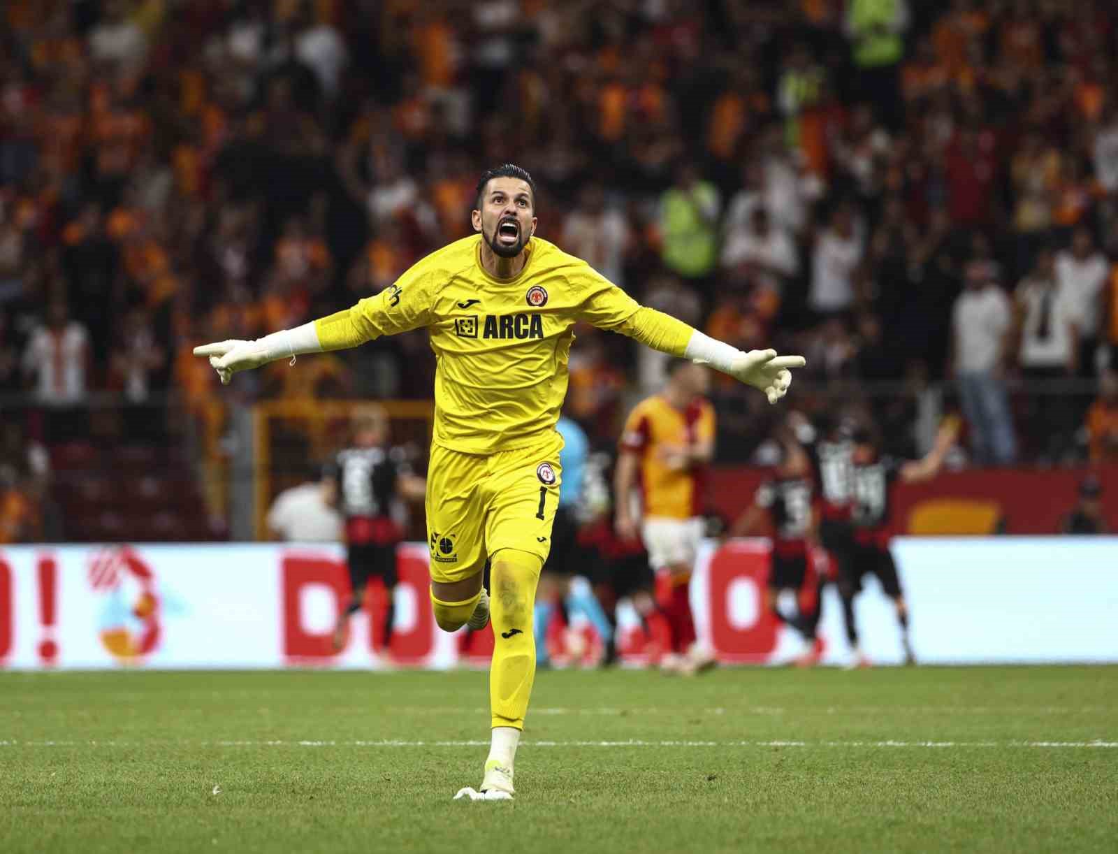 Trendyol Süper Lig: Galatasaray: 2 - Çorum FK: 2 (Maç sonucu)