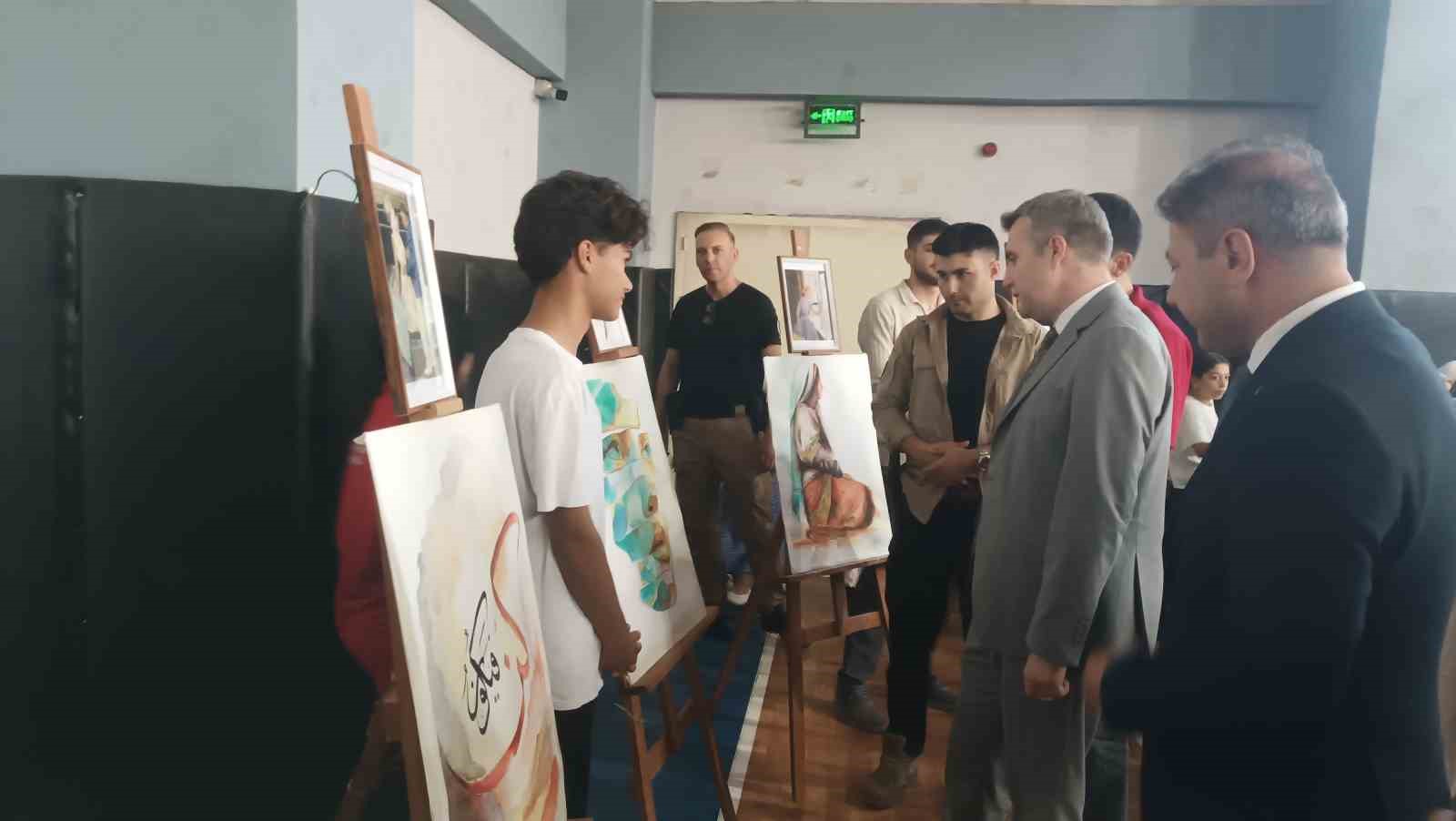 Özalp’ta Gençlik ve Spor Festivali düzenlendi