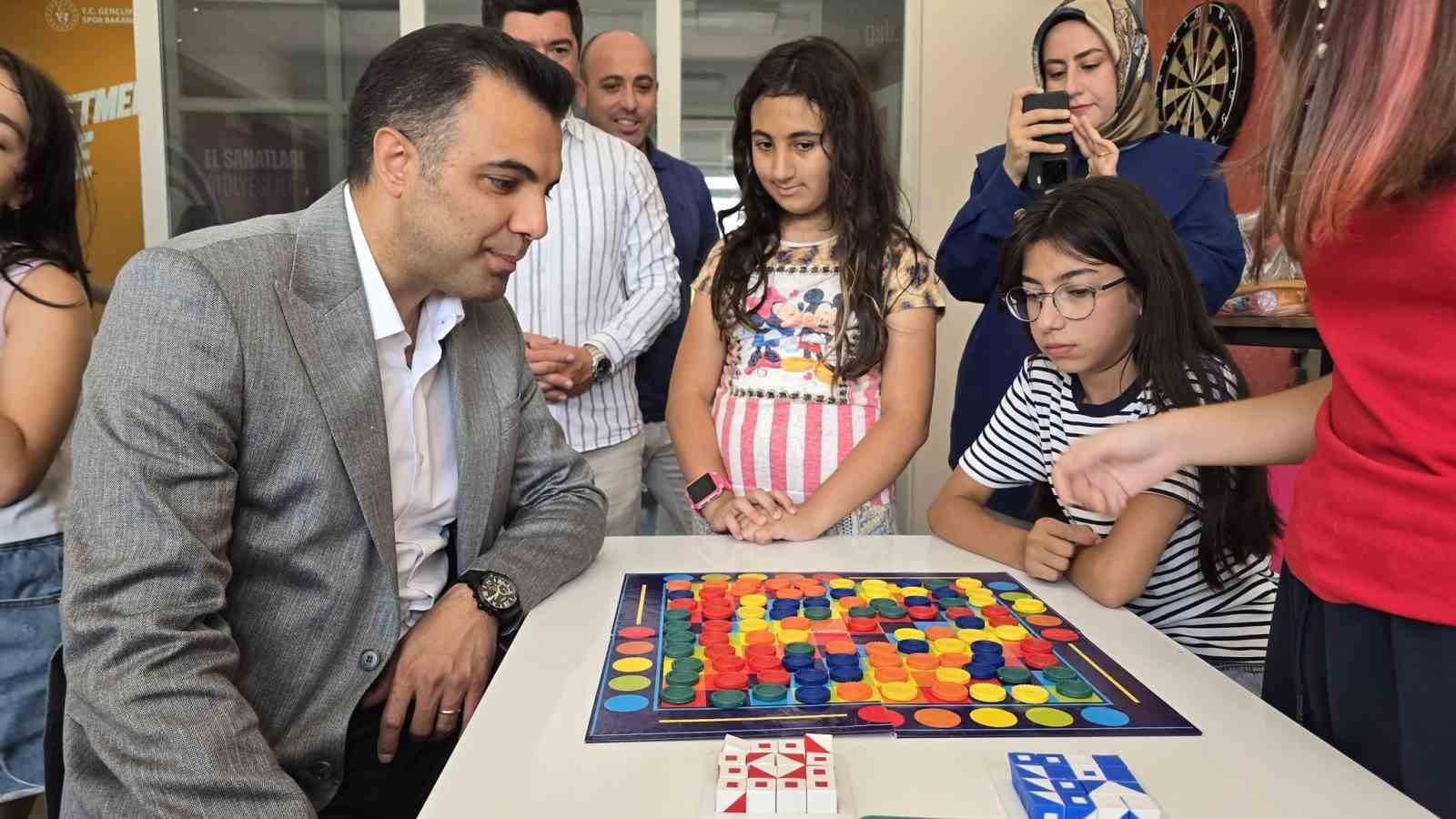 Kaymakam Yayabaşı, gençlerle bir araya geldi