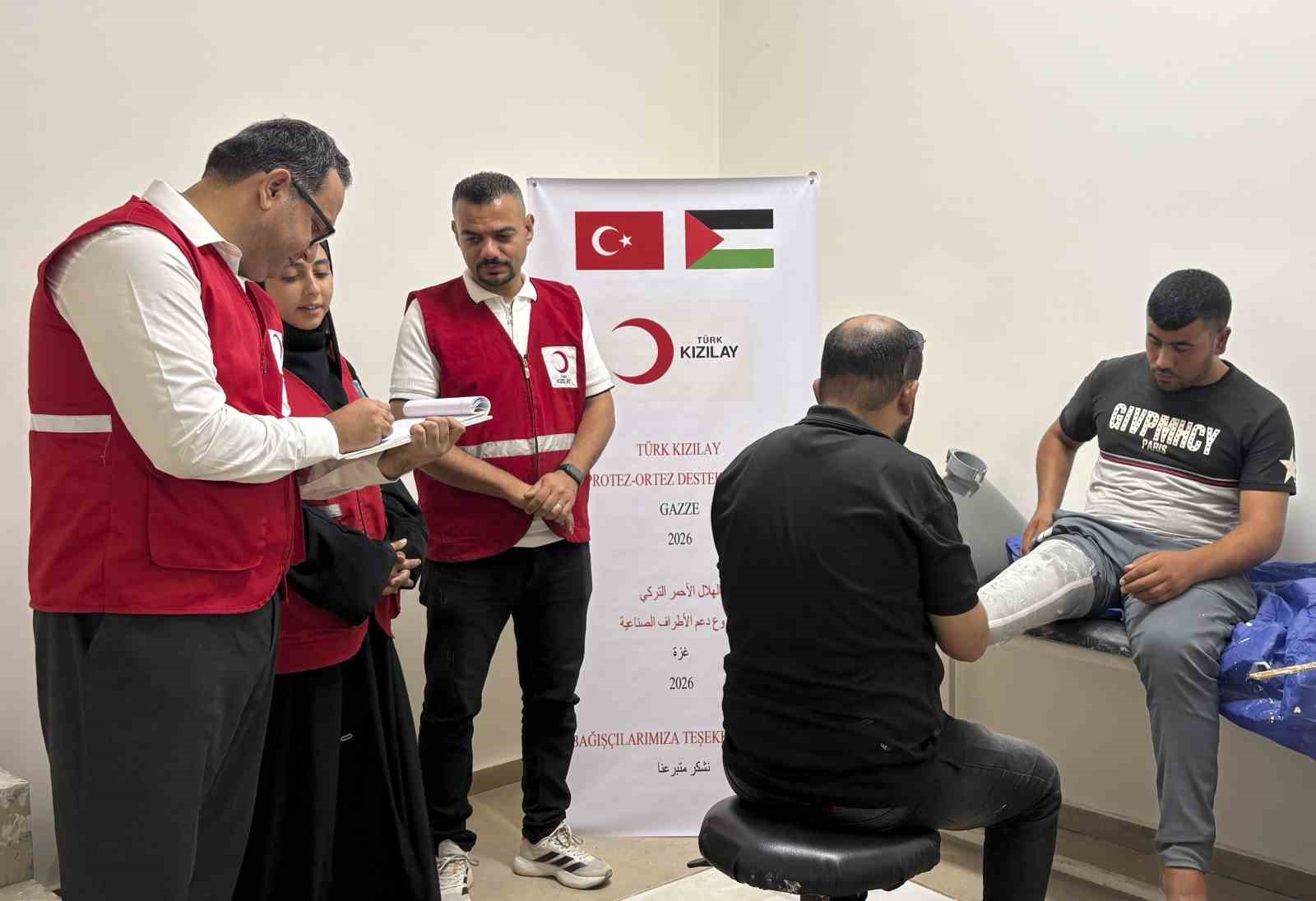 Türk Kızılay Gazze’de Protez Destek Projesi başlattı