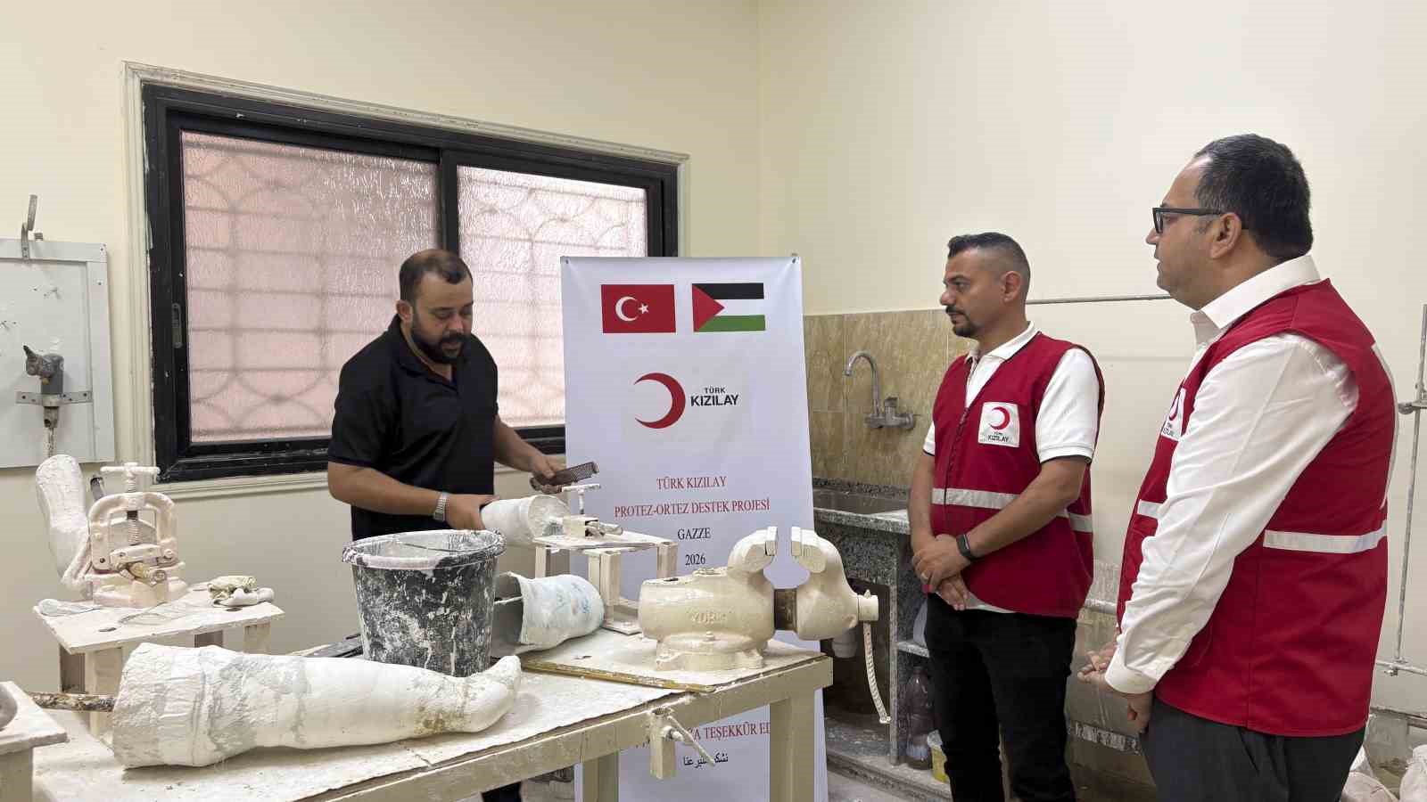 Türk Kızılay Gazze’de Protez Destek Projesi başlattı