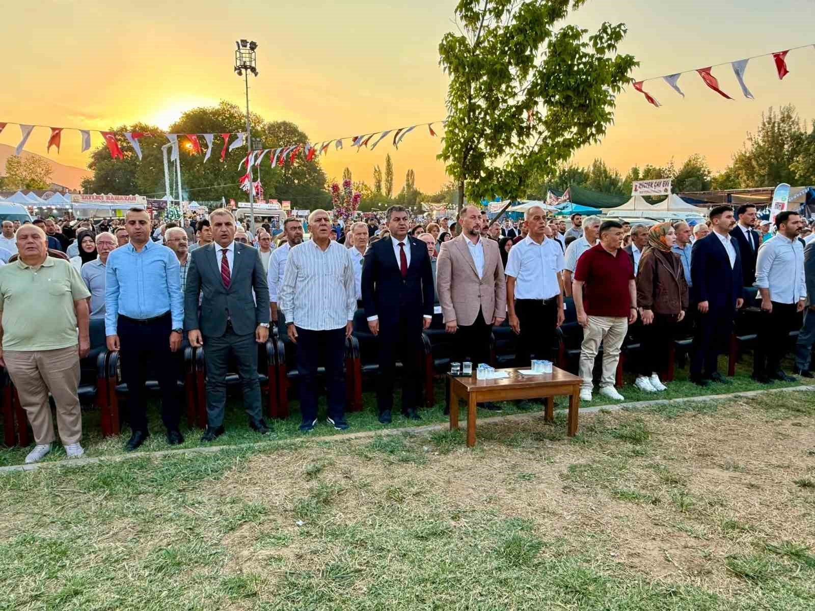 Simav’da 93. Turizm ve Ticaret Panayırı coşkuyla açıldı