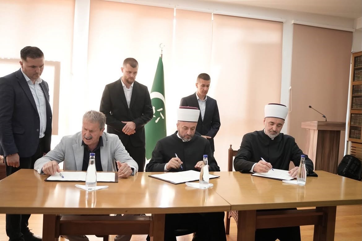 Sırbistan’da iki İslam birliği teşkilatı, yaklaşık 20 yıl sonra birleşme kararı aldı