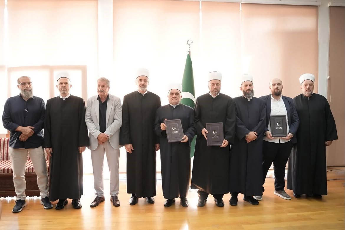 Sırbistan’da iki İslam birliği teşkilatı, yaklaşık 20 yıl sonra birleşme kararı aldı