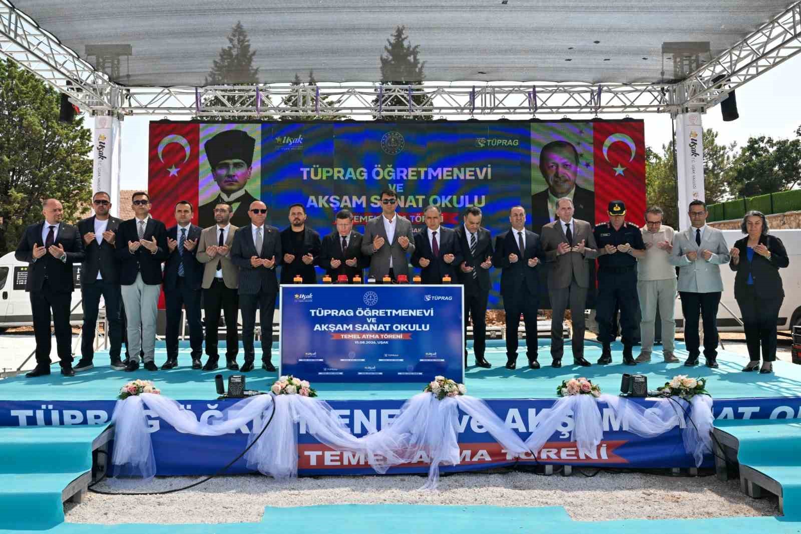 Uşak’ta inşa edilecek öğretmenevi ve akşam sanat okulunun temeli atıldı