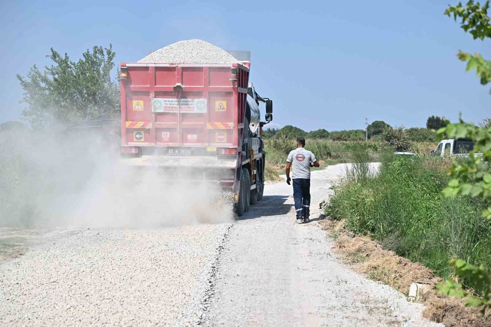 Barbaros Mahallesi’nde 7 kilometrelik soğuk asfalt çalışması