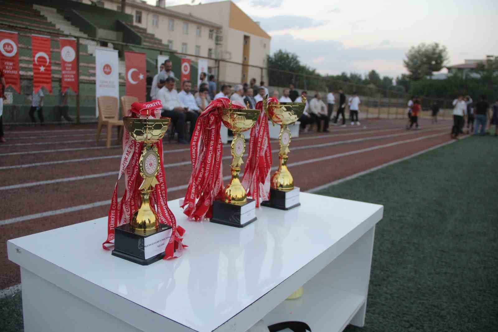 Cizre’de yaz Kur’an kursları futbol turnuvası heyecanı sona erdi