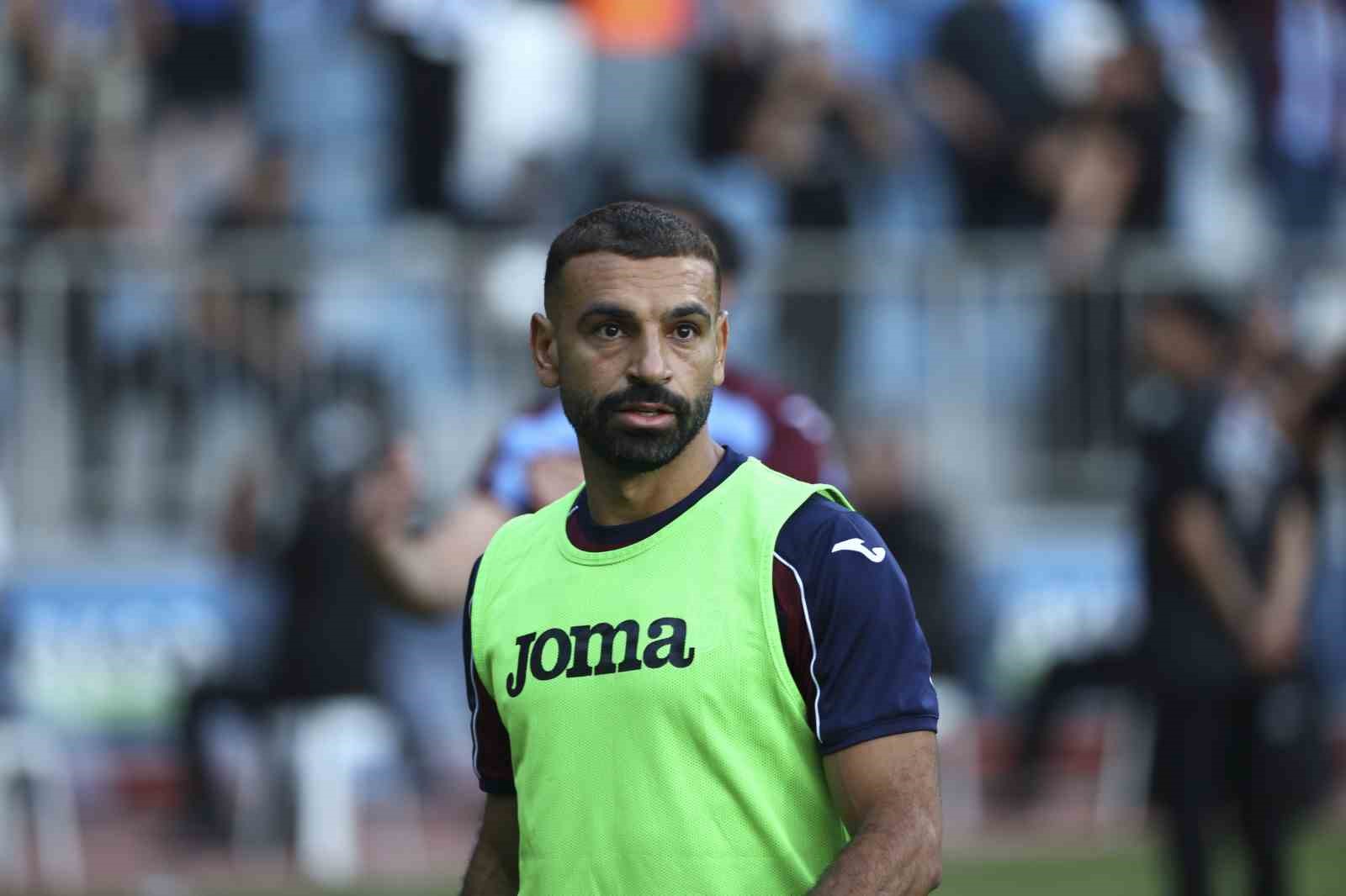 Trendyol Süper Lig: Kasımpaşa: 0 - Trabzonspor: 1 (İlk yarı)