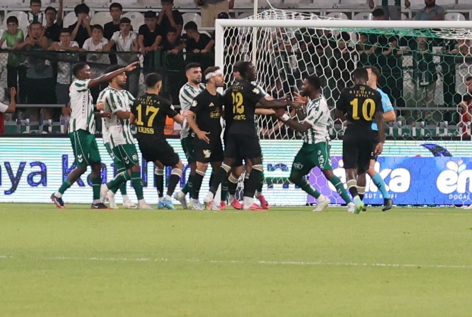 Trendyol Süper Lig: Konyaspor: 0 - Çaykur Rizespor: 1 (Maç sonucu)