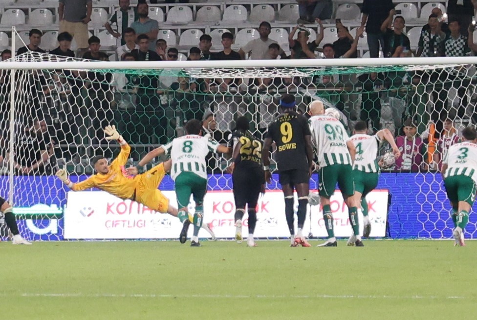 Trendyol Süper Lig: Konyaspor: 0 - Çaykur Rizespor: 1 (Maç sonucu)