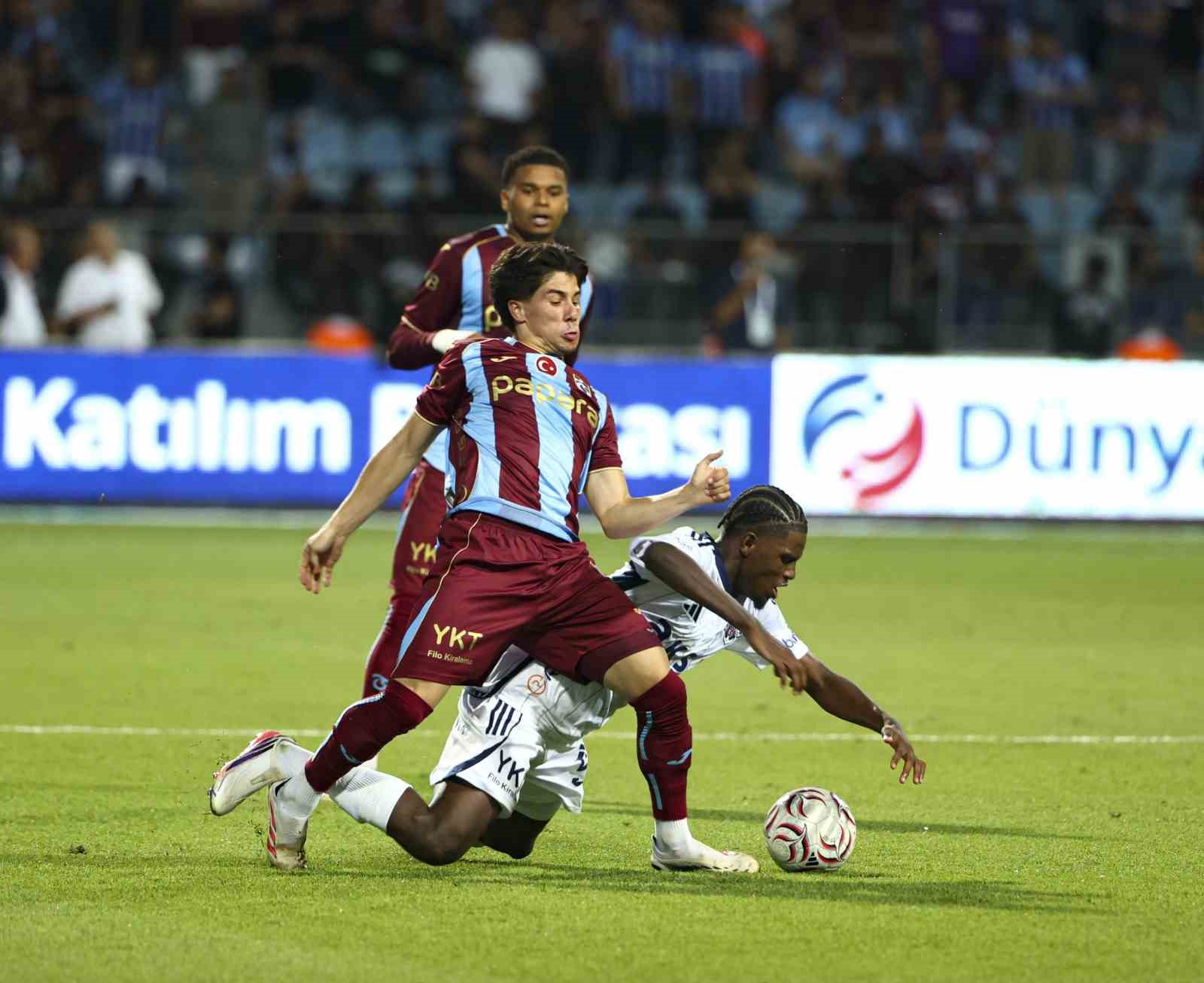 Trendyol Süper Lig: Kasımpaşa: 1 - Trabzonspor: 1 (Maç sonucu)