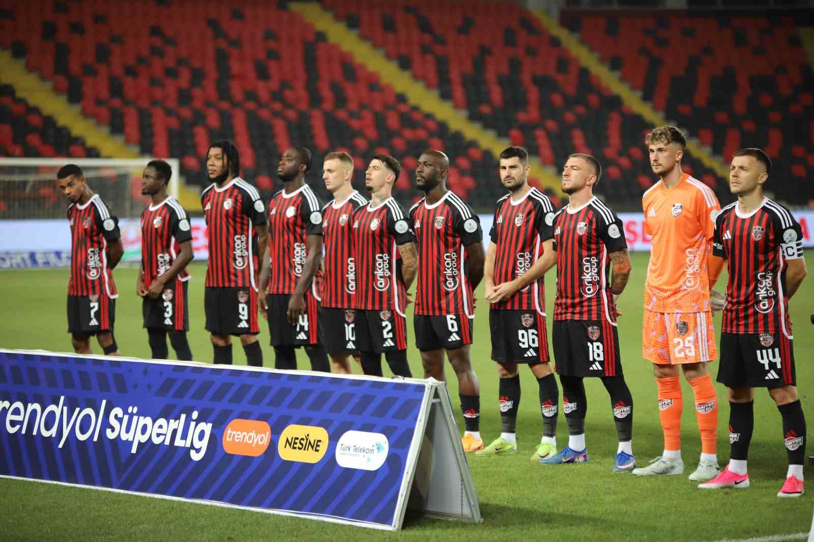 Trendyol Süper Lig: Gaziantep FK: 0 - Alanyaspor: 0 (Maç devam ediyor)