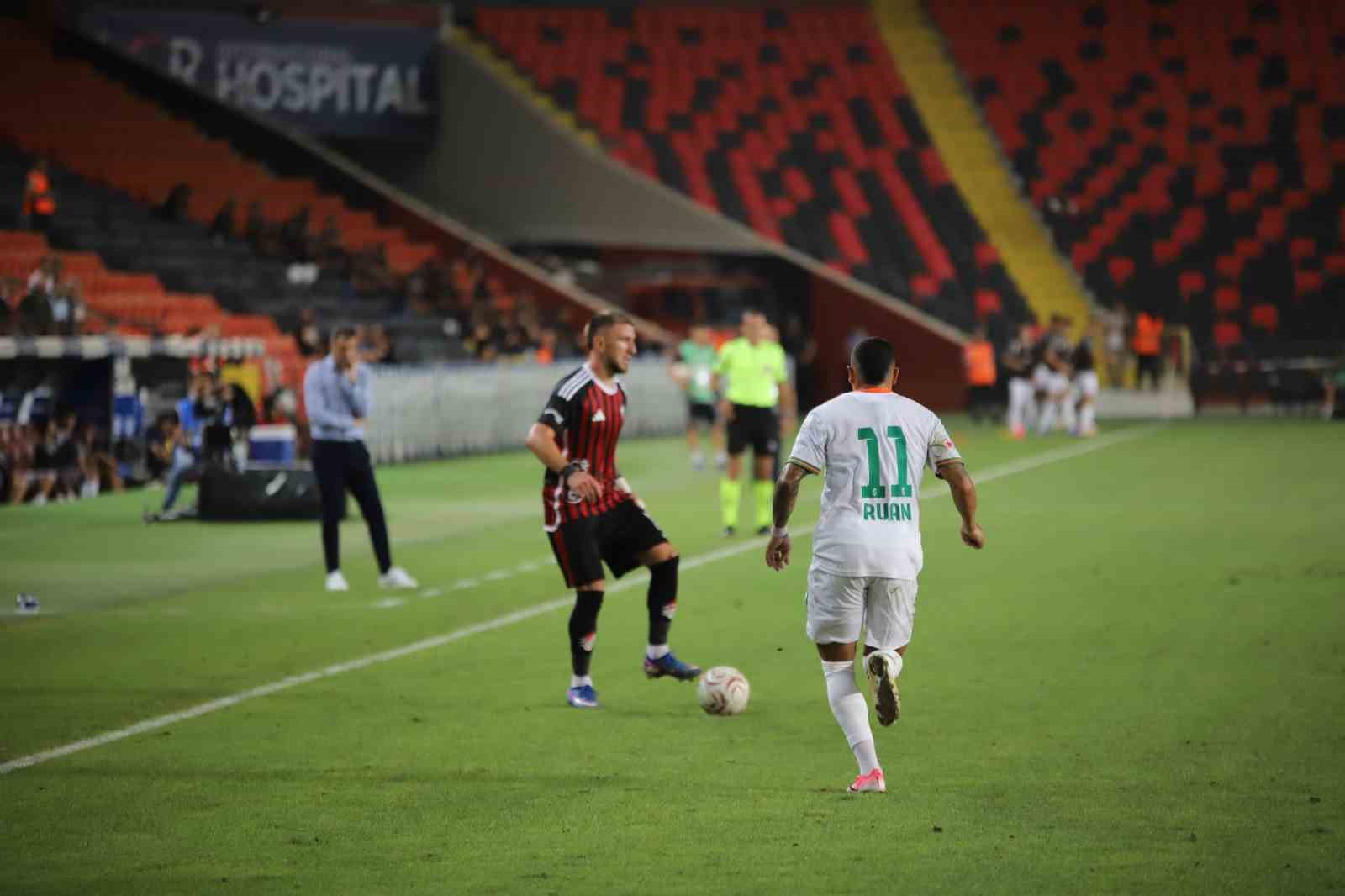 Trendyol Süper Lig: Gaziantep FK: 1 - Alanyaspor: 1 (Maç sonucu)