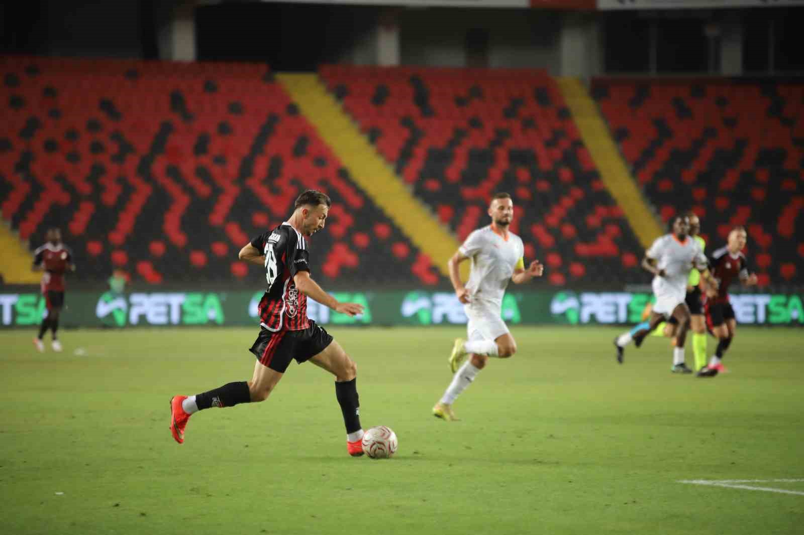 Trendyol Süper Lig: Gaziantep FK: 1 - Alanyaspor: 1 (Maç sonucu)