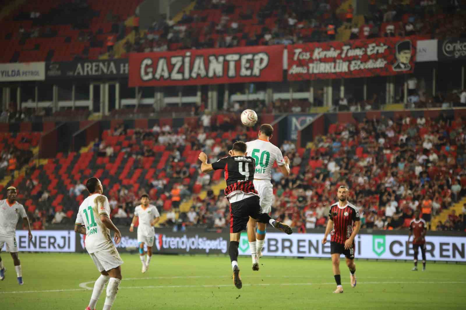 Trendyol Süper Lig: Gaziantep FK: 1 - Alanyaspor: 1 (Maç sonucu)