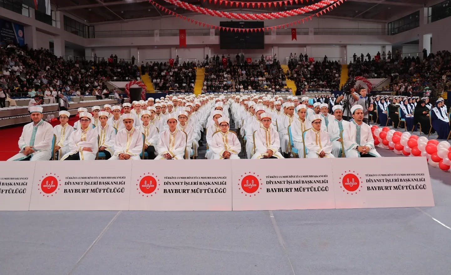 Bayburt’ta 246 öğrenci hafızlık icazeti aldı