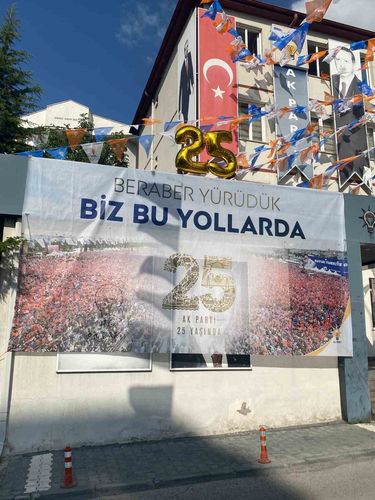 Talas’ta AK Parti’nin 25. Yıldönümü’nde coşkulu kutlama