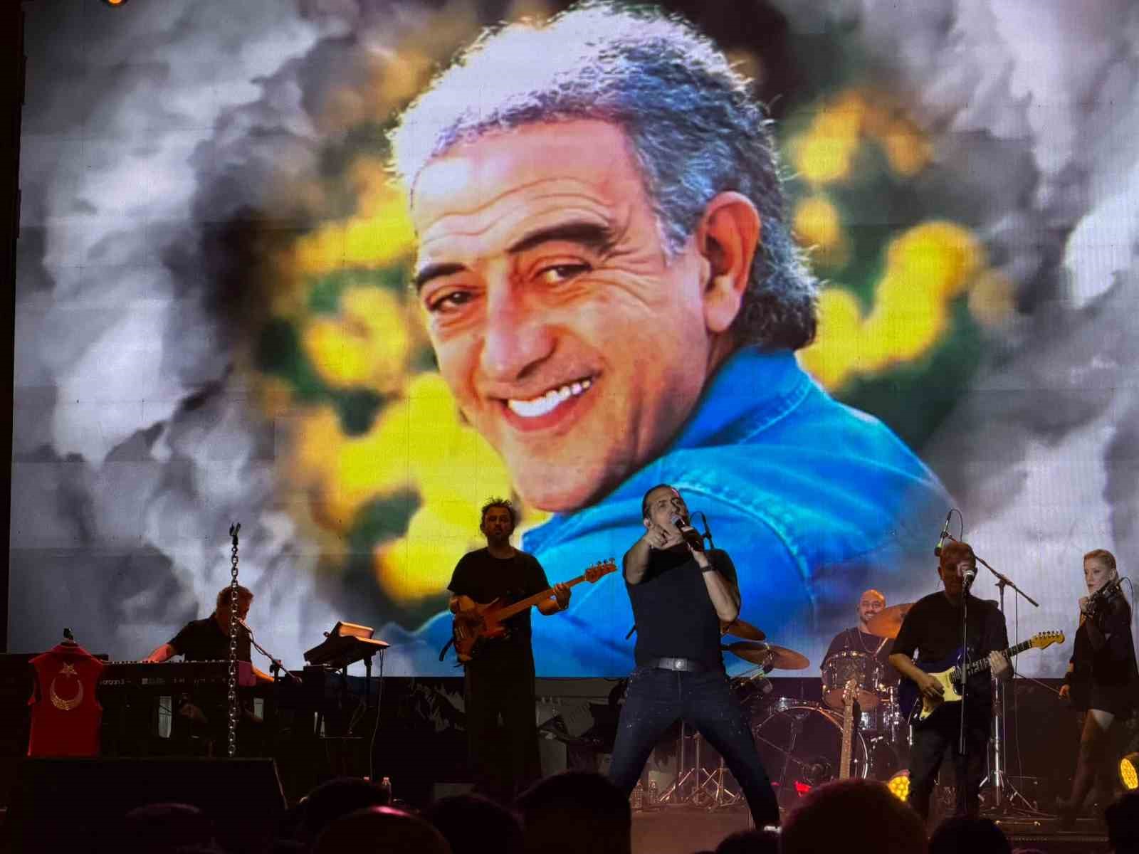 Kıraç usta sanatçıları unutulmayan eserleriyle andı