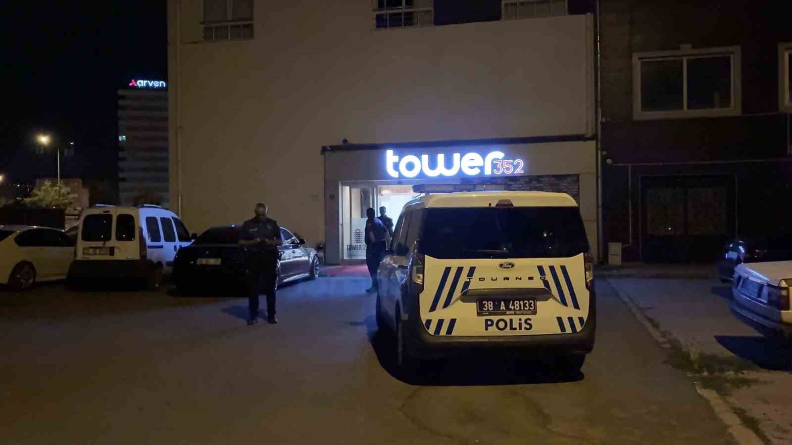 Kayseri’de rezidansta şüpheli ölüm