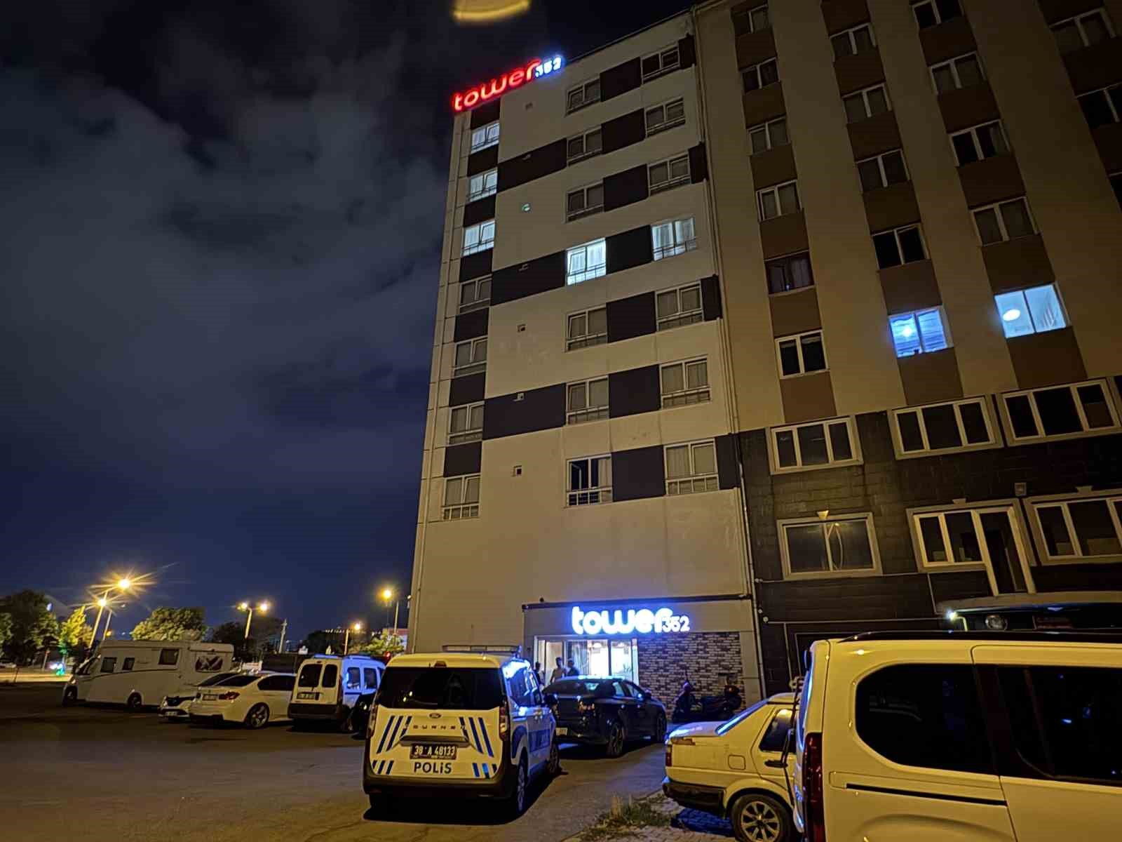 Kayseri’de rezidansta şüpheli ölüm